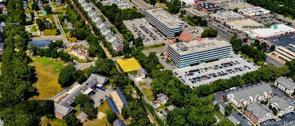 Ellington, Uniondale, NY 11530