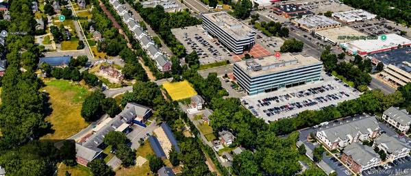 Ellington, Uniondale, NY 11530