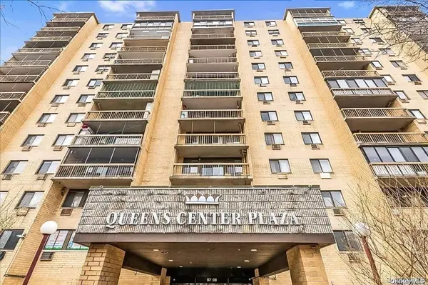 87-08 Justice AVE #7G, Elmhurst, NY 11373