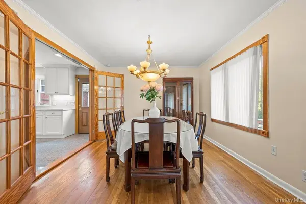 80-73 Chevy Chase ST, Jamaica Estates, NY 11432