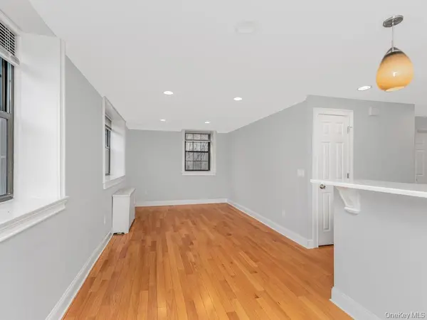 26 Pondfield RD #F, Bronxville, NY 10708