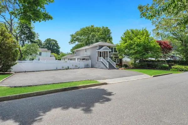 4 Florence ST, Nesconset, NY 11767