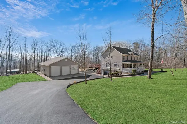 267 Shawanga Lodge RD, Bloomingburg, NY 12721