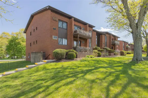 5 Darian CT #2A, Pomona, NY 10970