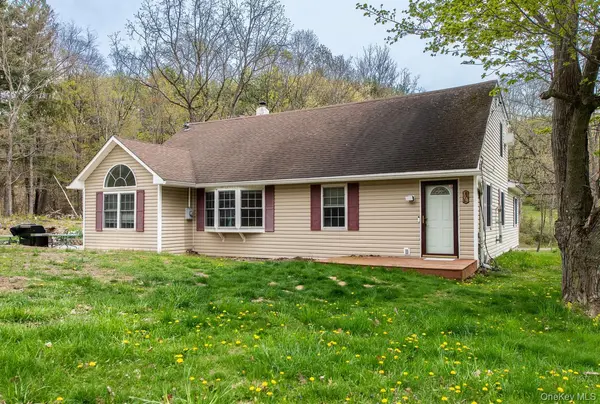 164 Bloomer RD, Lagrangeville, NY 12540
