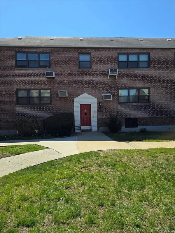 155-35 81st ST #37, Howard Beach, NY 11414