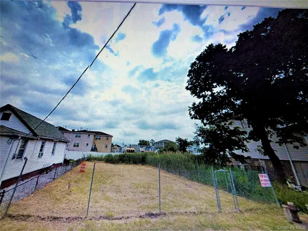 Queens Block 14240 Lot 94 Rau Ct & Pedestrian Way, Hamilton Beach, NY 11414