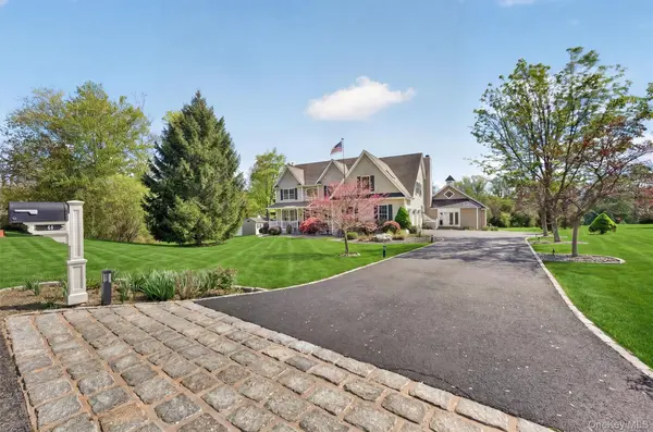 44 Flagler RD, Poughquag, NY 12570