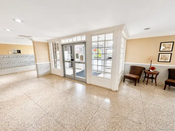 15115 84th ST #6D, Howard Beach, NY 11414