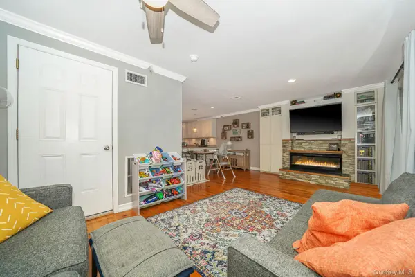 10308 Rockaway Beach BLVD #2B, Rockaway Park, NY 11694