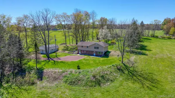208 Shortcut RD, Cochecton, NY 12726