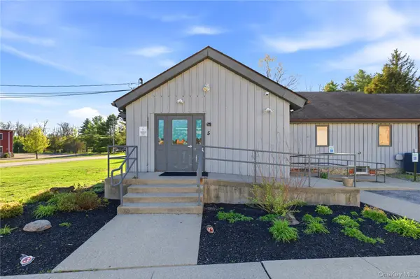 5 Ryan Rd, Hopewell Junction, NY 12533