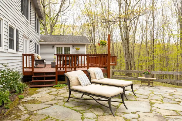 33 Willow Brook RDG, Clinton Corners, NY 12514