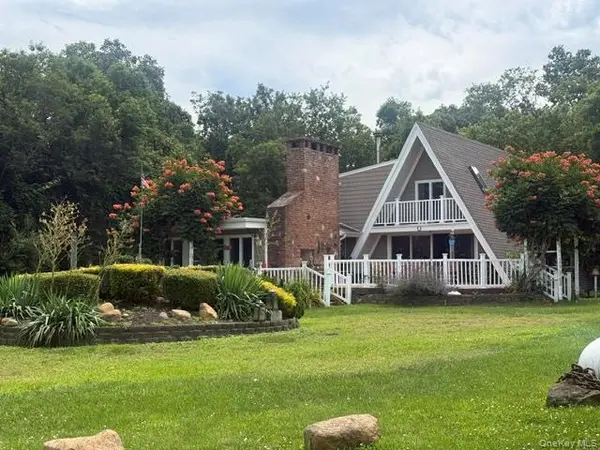 995 Red Fox RD, Mattituck, NY 11952