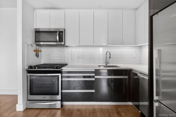 225 E 138th ST #PH2, Bronx, NY 10451