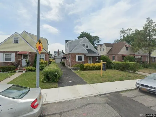 22754 113th DR, Queens Village, NY 11429