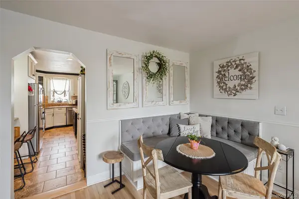20403 36th AVE #398, Bayside, NY 11361