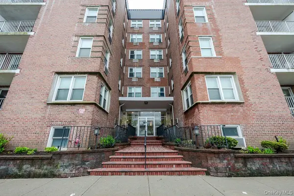 210 E Broadway #4D, Long Beach, NY 11561