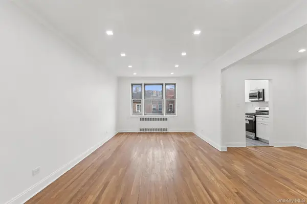68-61 Yellowstone BLVD #705, Forest Hills, NY 11375
