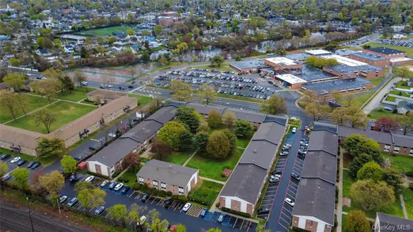 2453D Union Blvd #2A, Islip, NY 11751