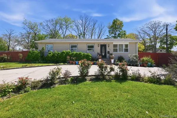 683 Broadway, Brentwood, NY 11717