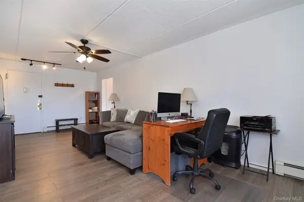 397 N Broadway #1Q, Yonkers, NY 10701