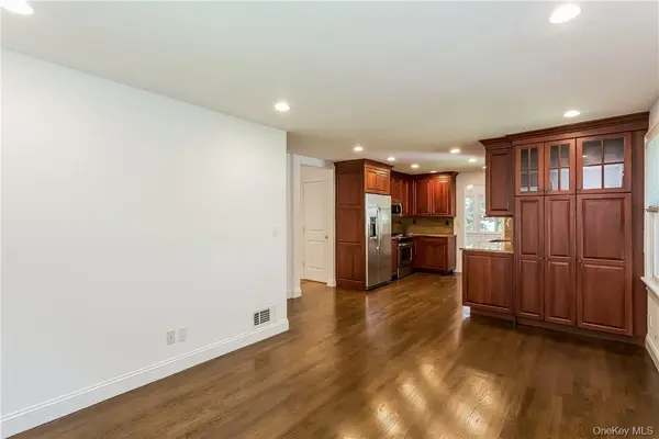 20 Walker AVE, Rye, NY 10580