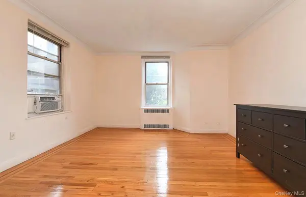 69-09 108th ST #109, Forest Hills, NY 11375