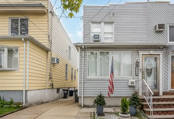 5918 60th ST, Maspeth, NY 11378