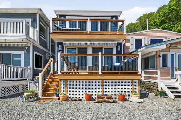 75 West Shore RD #4, Port Washington, NY 11050