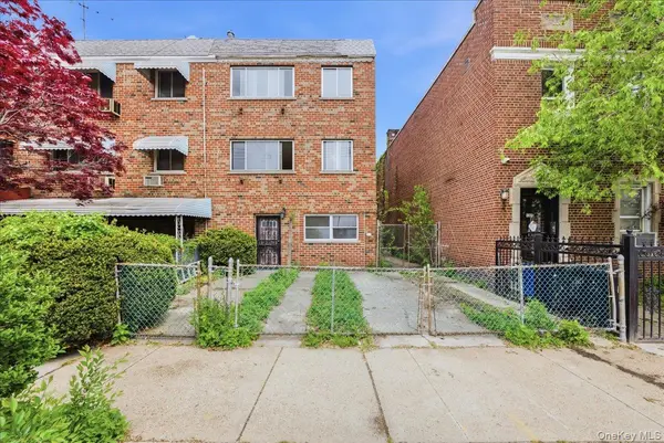 1323 E 222nd ST, Bronx, NY 10469