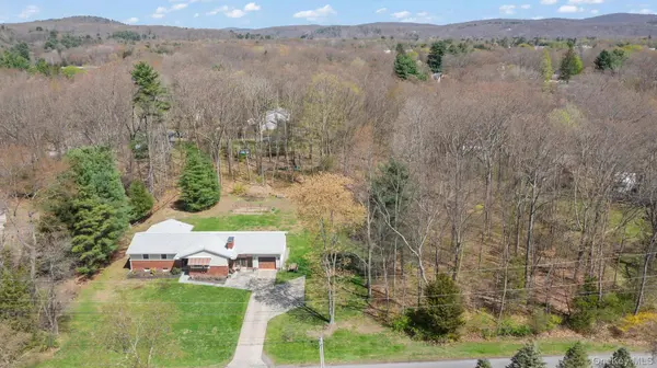 60 Stissing AVE, Pine Plains, NY 12567