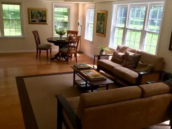 188 N Quaker Hill RD, Pawling, NY 12564