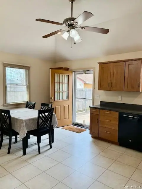 1111 Cross Bay BLVD, Broad Channel, NY 11693