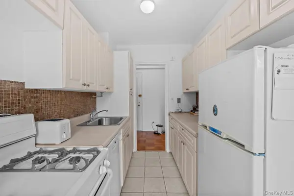 3103 Fairfield AVE #4K, Bronx, NY 10463