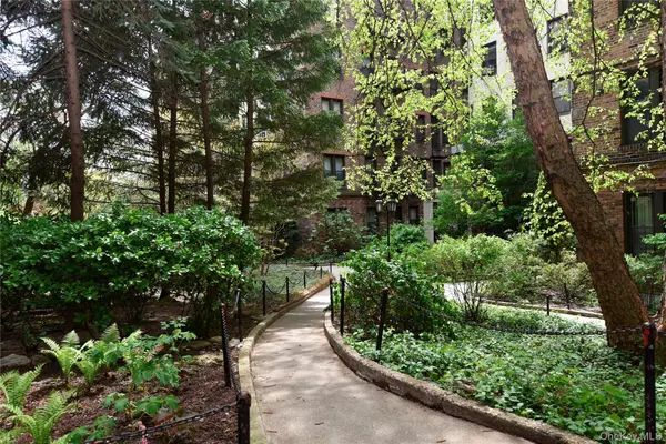 762 Brady AVE #121, Bronx, NY 10462