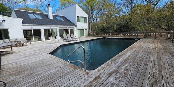 35 Ely Brook RD, East Hampton, NY 11937