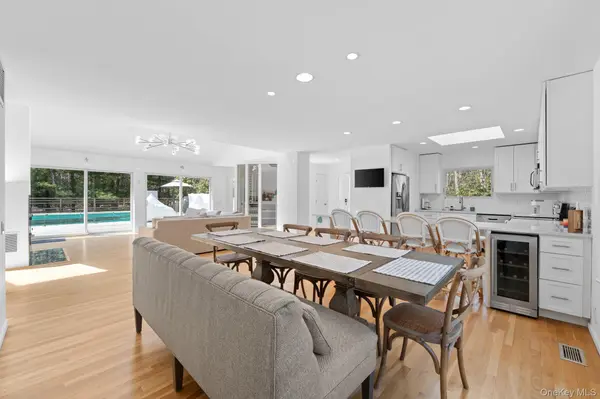 35 Ely Brook RD, East Hampton, NY 11937