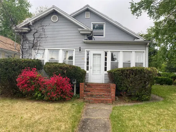 32 Rosemont BLVD, White Plains, NY 10607