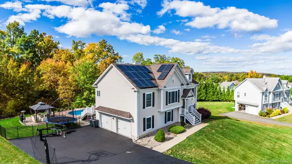5 Deangelis DR, Monroe, NY 10950
