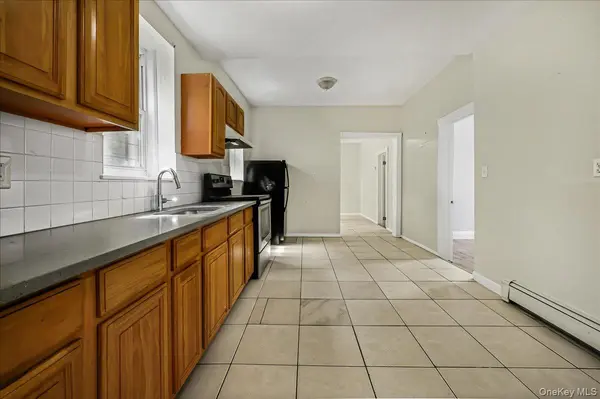 704 E 183rd ST, Bronx, NY 10458