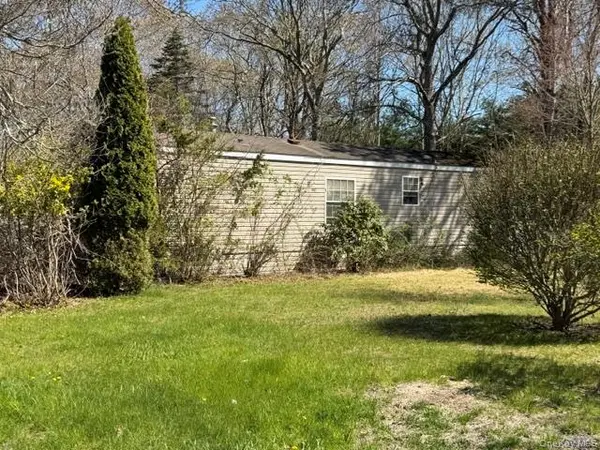 1538 Speonk-Riverhead Rd ##6, Speonk, NY 11972