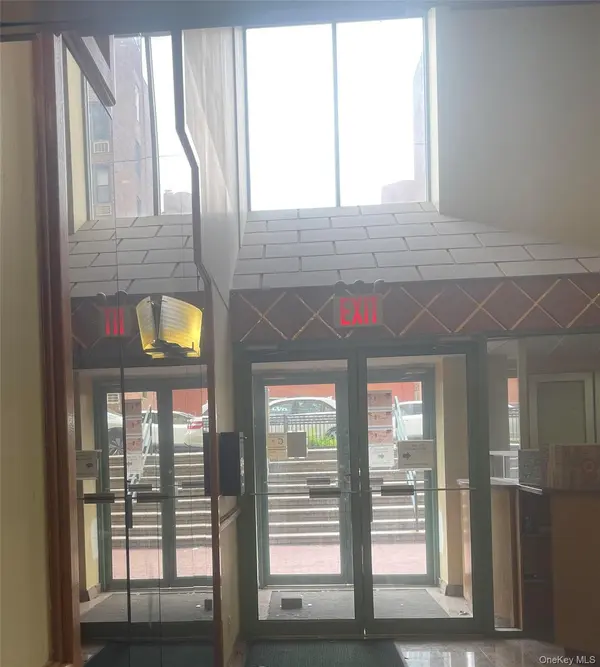 97-12 63 DR #10D, Rego Park, NY 11374