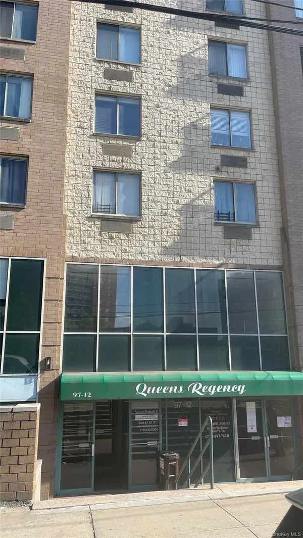 97-12 63 DR #10D, Rego Park, NY 11374