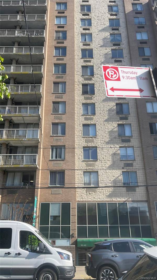 97-12 63 DR #10D, Rego Park, NY 11374