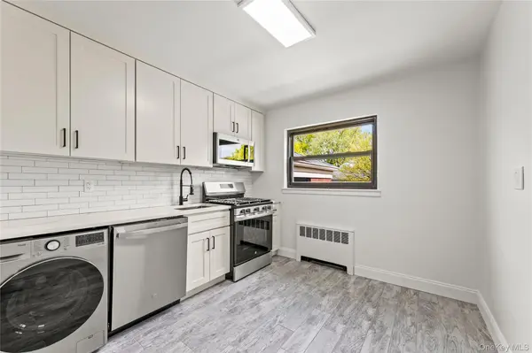74-16 220 ST #2nd Fl, Bayside, NY 11364