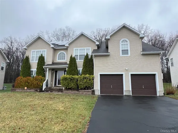 10 Johanna DR, Newburgh, NY 12550