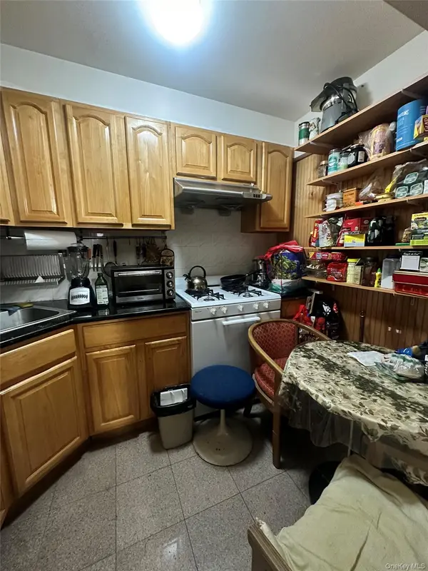 40-24 76th ST #3B, Elmhurst, NY 11373