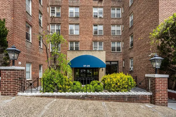 67-25 Dartmouth ST #6D, Forest Hills, NY 11375