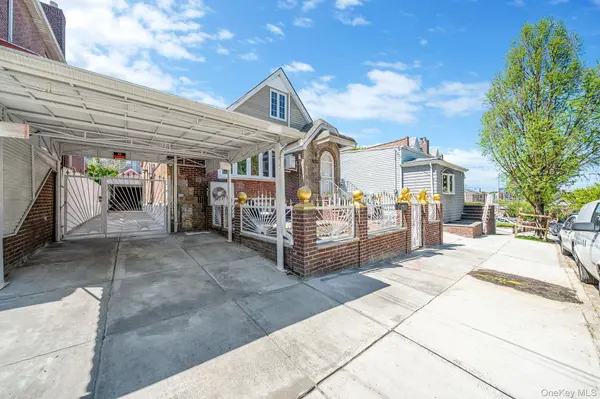 51-78 72nd PL, Maspeth, NY 11377